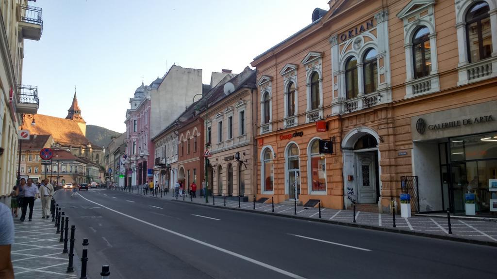 Brasovapart Piata Sfatului Exteriér fotografie
